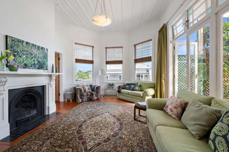 8 King Edward Parade Devonport_52