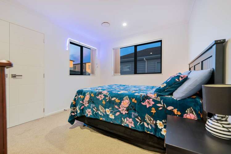 14 Matahae Drive Flat Bush_18