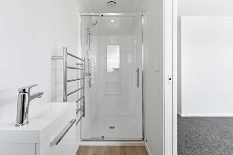 21 Whakahaumako Road Leamington_12