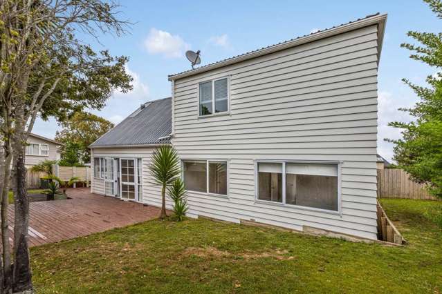 2/210 Sunnynook Road Totara Vale_1