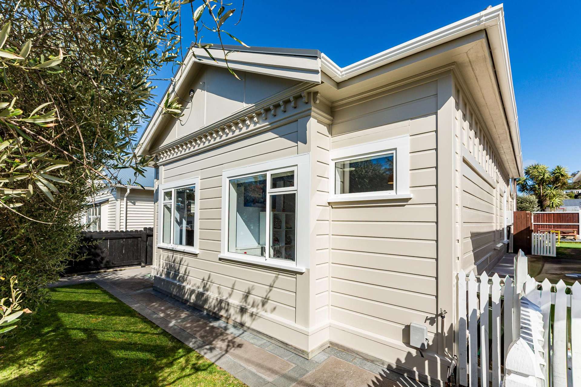 37 Humber Street Island Bay_0