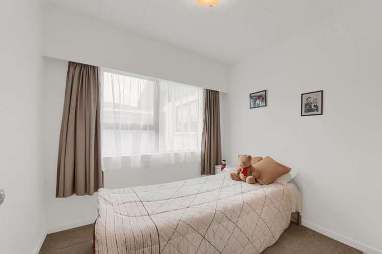 65 Neale Avenue Stoke_12