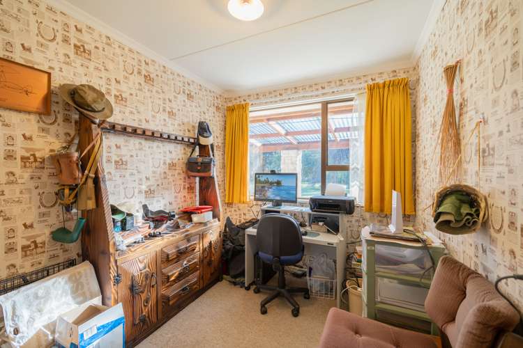 1063 Te Anau Mossburn Highway Te Anau Surrounds_16