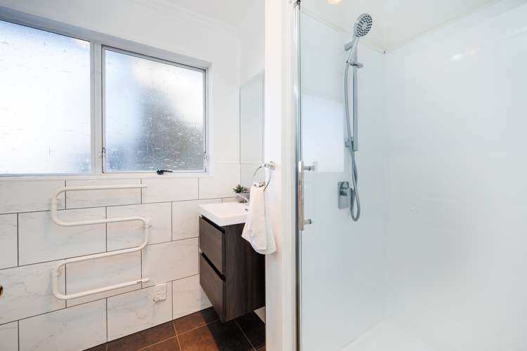 28 Cascade Crescent Westbrook_25