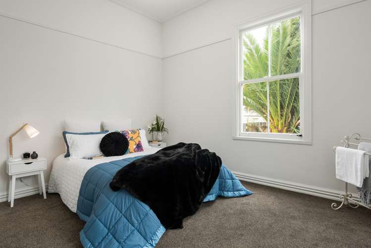 1 Dillons Point Road Islington_10