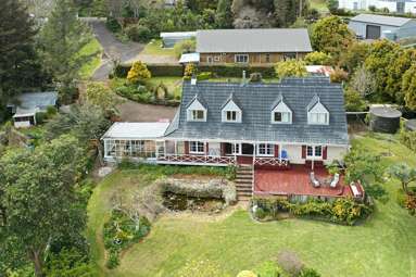 471 Redoubt Road_4