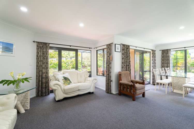 53 Amesbury Drive Churton Park_12