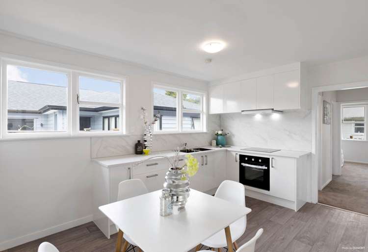 18 Ivon Road Otara_3