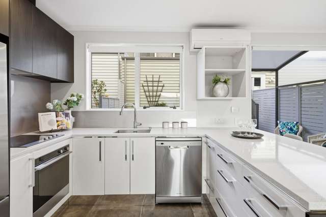 Modern Living in the Heart of Stonefields