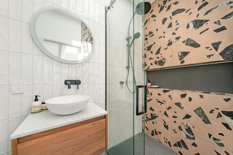 9 Cudby Street Woburn_10