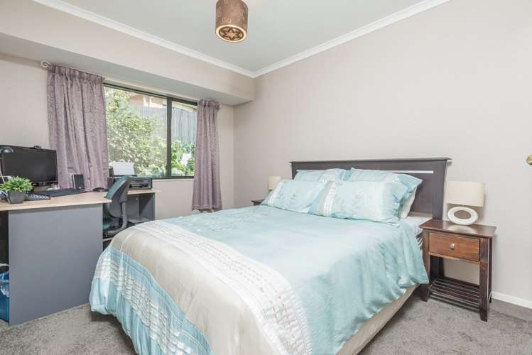 14 Libnai Avenue Clover Park_13