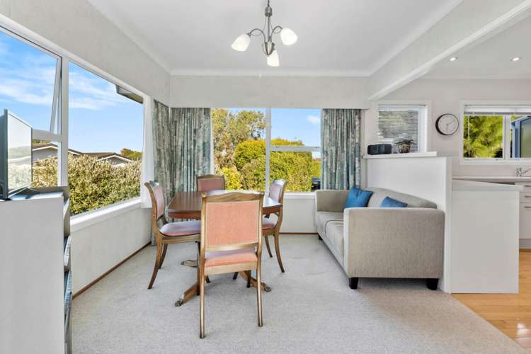 16 Imatra Place Sunnyhills_11