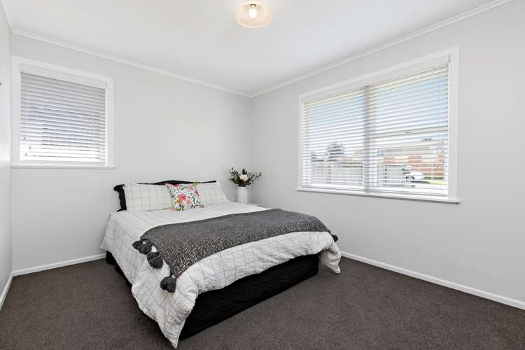 6 Wembury Grove Parkvale_8