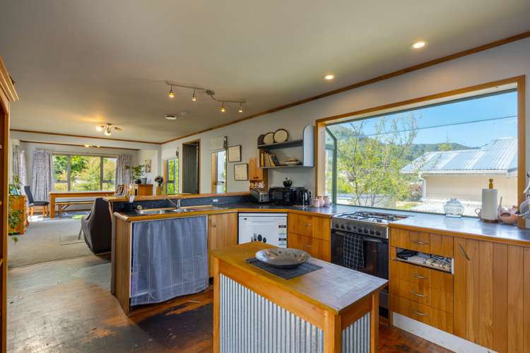 147 Waikawa Road Picton_9