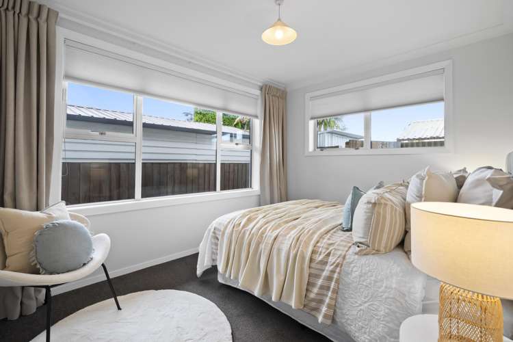 77A Mays Road St Albans_7