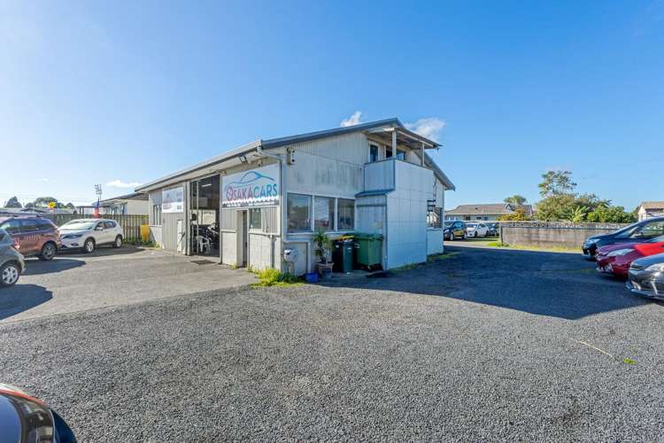 120-128 Great South Road Takanini_8