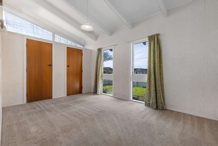 556 Queen Street East Levin_11