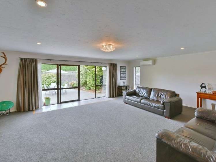 2 Woodglen Drive Woodend_4