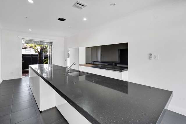 16 Weymouth Street New Plymouth Central_2