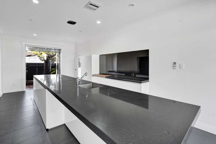 16 Weymouth Street New Plymouth Central_2