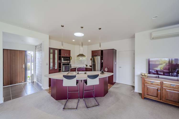 17 Pania Place Poraiti_13