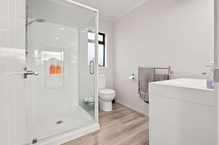 2 Probert Crescent Chartwell_11