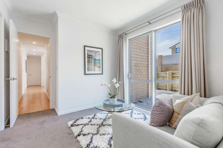 99 Medallion Drive Oteha_21