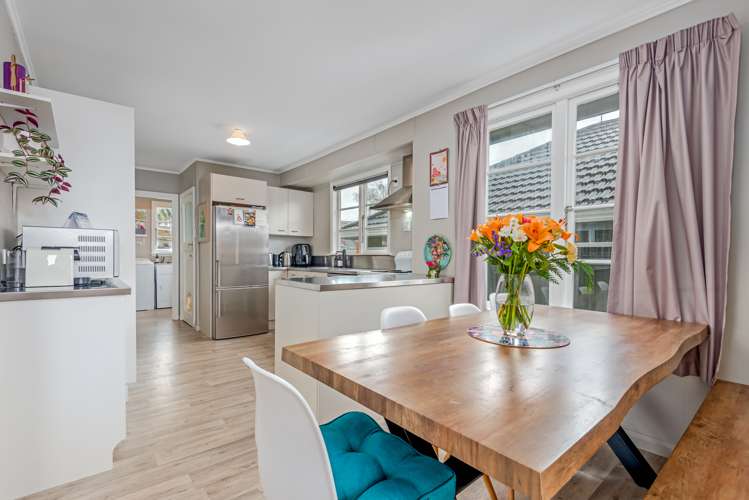 2 Chester Crescent West End_7