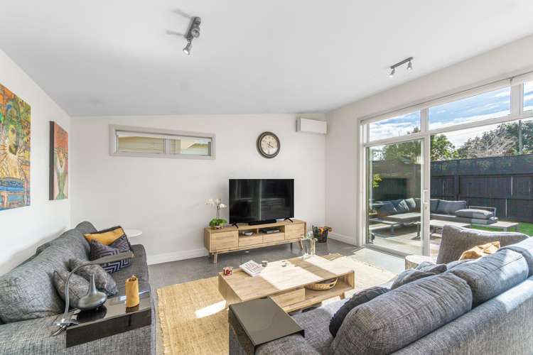 35 Fowlds Avenue Sandringham_4