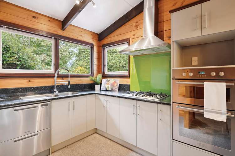 44 Grand Vue Road Kawaha Point_6