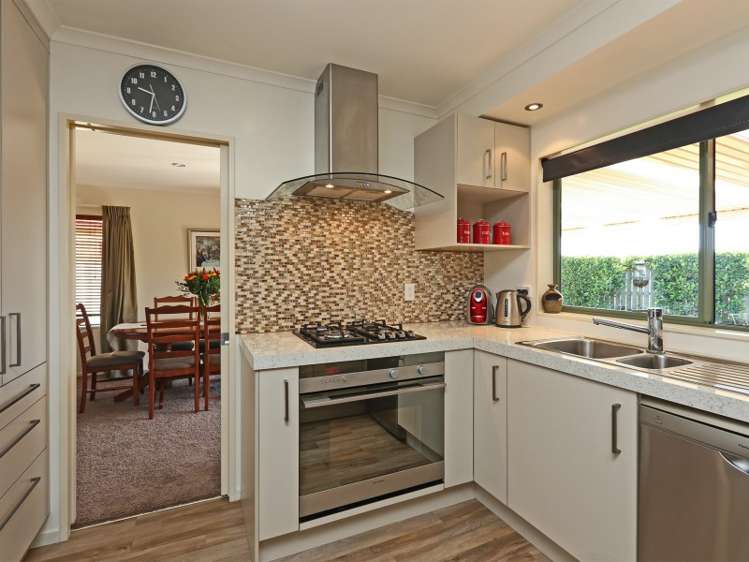 9 Blythfield Place Taradale_1