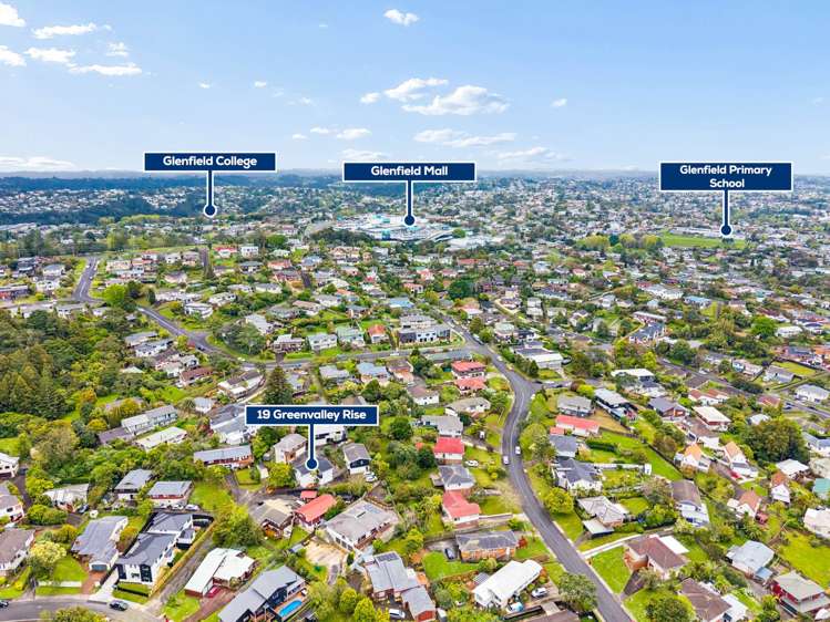 1/19 Greenvalley Rise Glenfield_13
