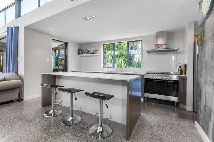 2/36 Penney Avenue 10044_10