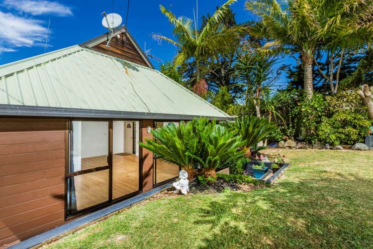 2/706 Beach Road Browns Bay_45