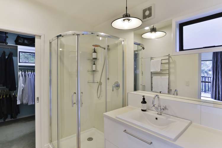 93 Scenic Drive Titirangi_11