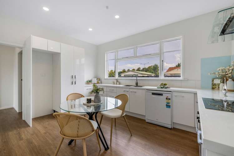 1/207 Main North Road Redwood_7