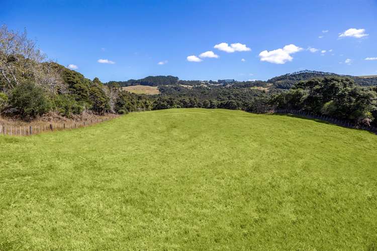 1223 Old North Road Waimauku_30
