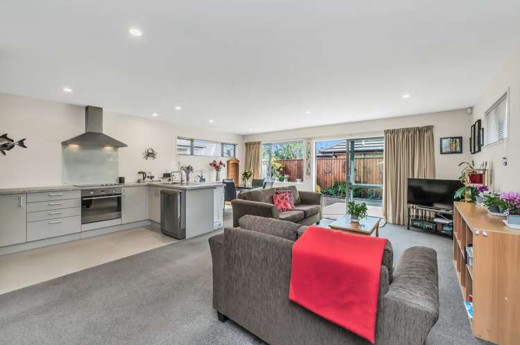 16 Venerable Terrace Yaldhurst_6