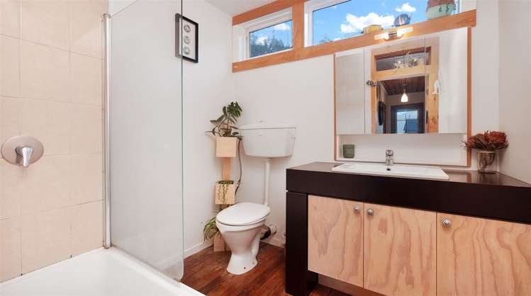 20 Hawkhurst Road Lyttelton_12