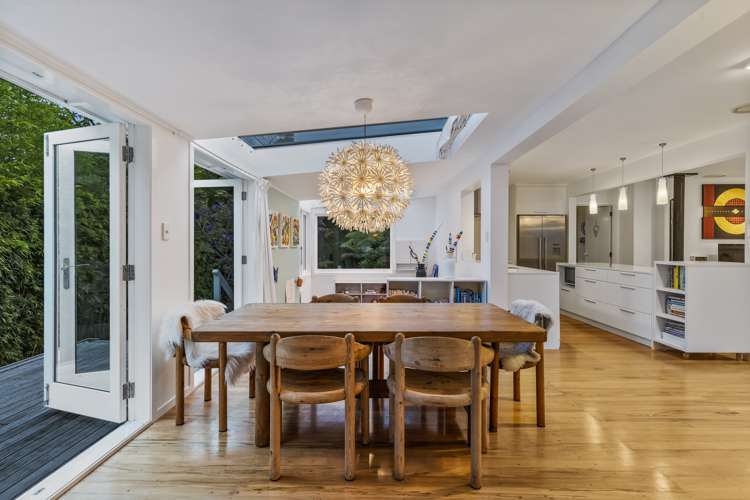 16 Coroglen Avenue Birkenhead_15