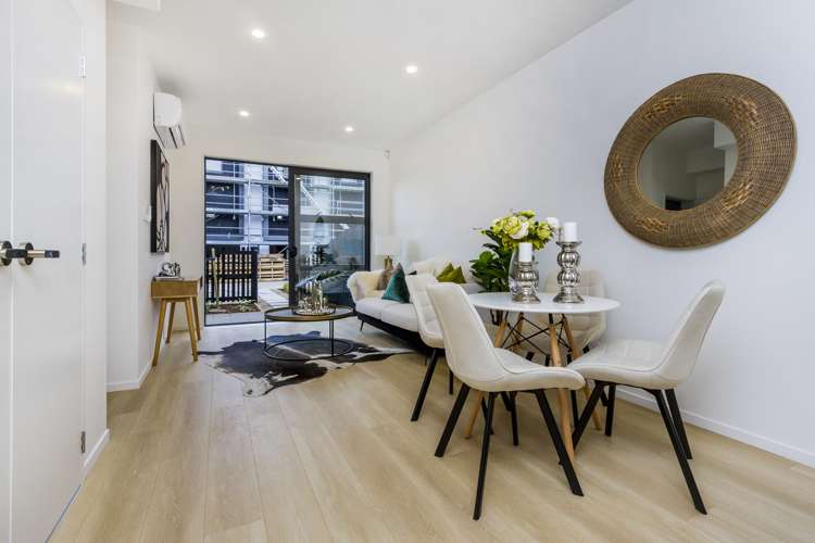 15 Kaikape Lane Flat Bush_6