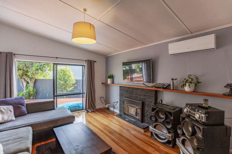 13 Harker Street Waipawa_8