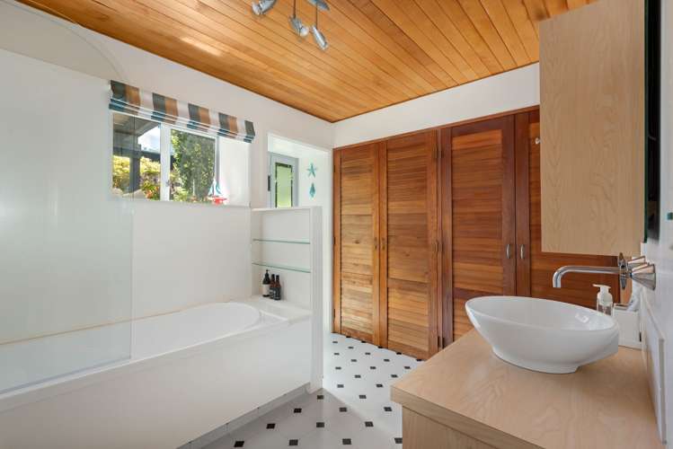 10 Amelia Crescent Waikawa_11