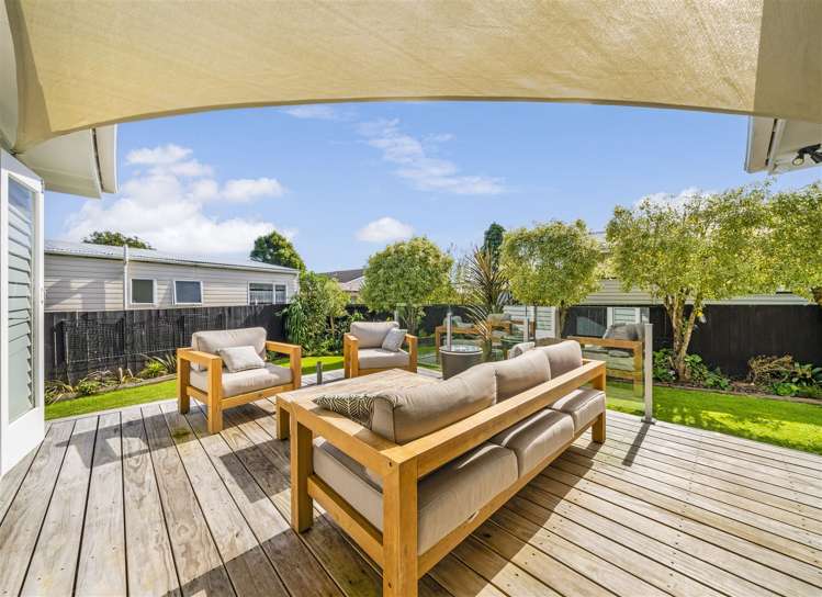 17a Clinton Avenue Te Atatu Peninsula_24