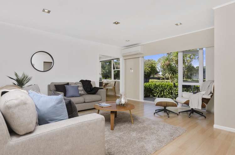 17 Brennan Avenue Te Atatu Peninsula_1