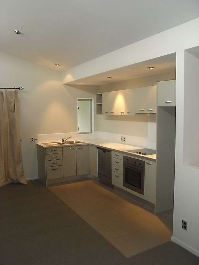 6/5 Millais Street Grey Lynn_2