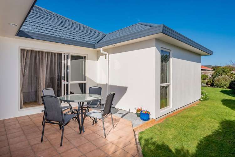 126 Guildford Drive Paraparaumu Beach_11