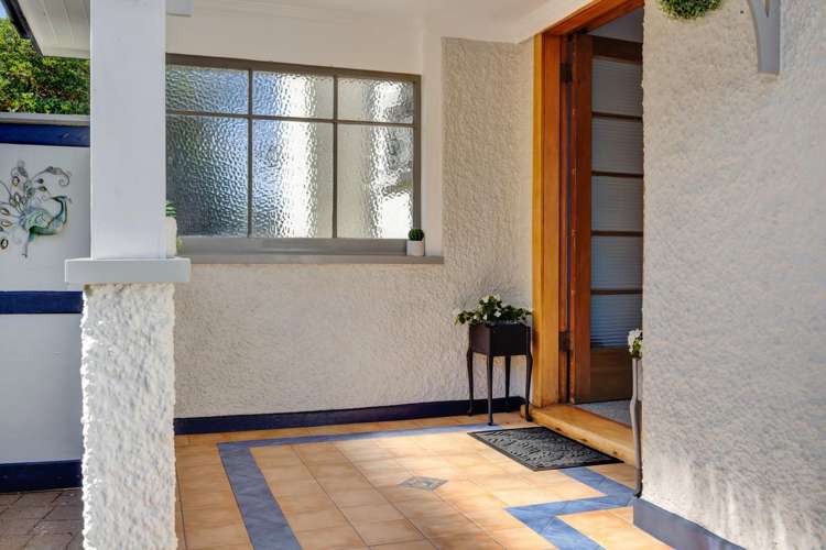 2 Erin Street Hawera_22