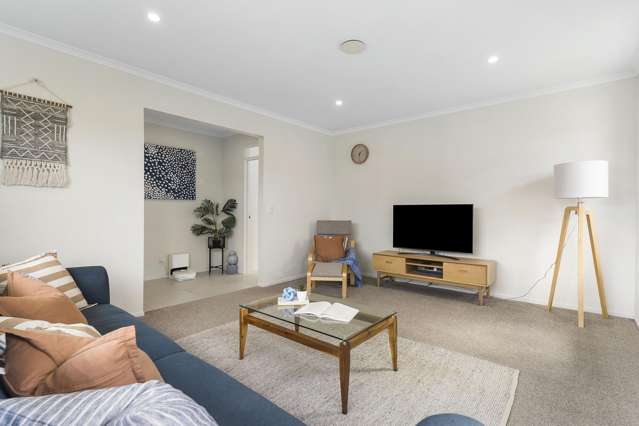 21 Waituarua Drive Takanini_4