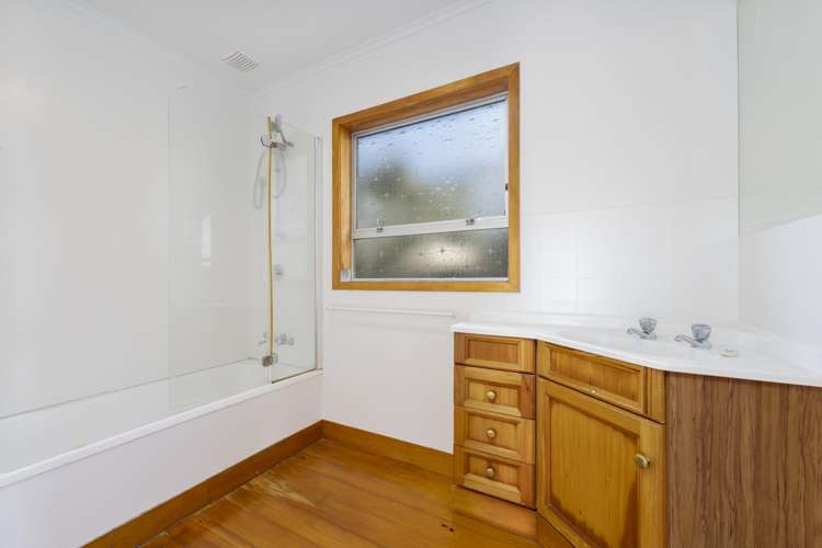 3 Spargo Road Massey_7